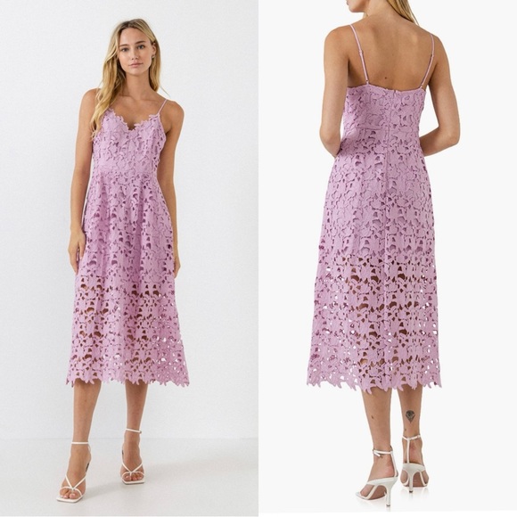 ASTR the label v-neck lace Lilac midi dress Size: M - Picture 1 of 4